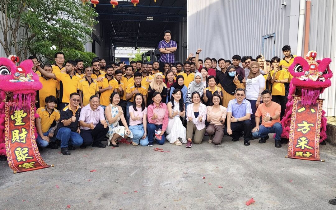 CLPGの春節祝い：繁栄と成功を迎えて！