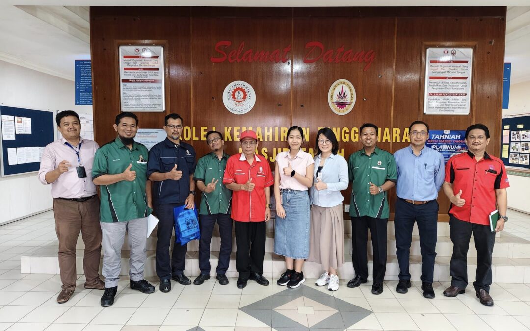 パートナーシップの構築：Kolej Kemahiran Tinggi Maraへの訪問